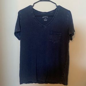 Universal Threads Tee